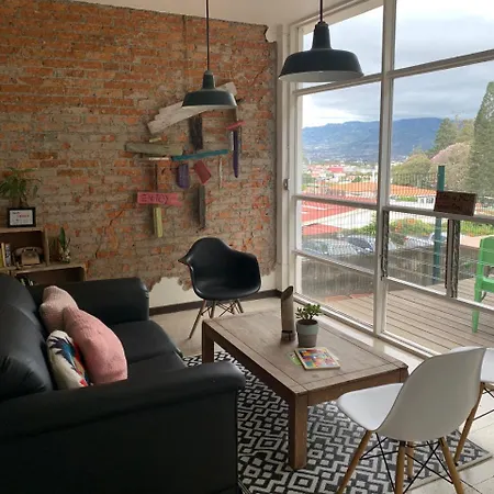 Hostel Urbano